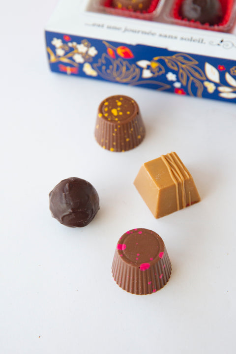 Gift box of 4 chocolate bonbons